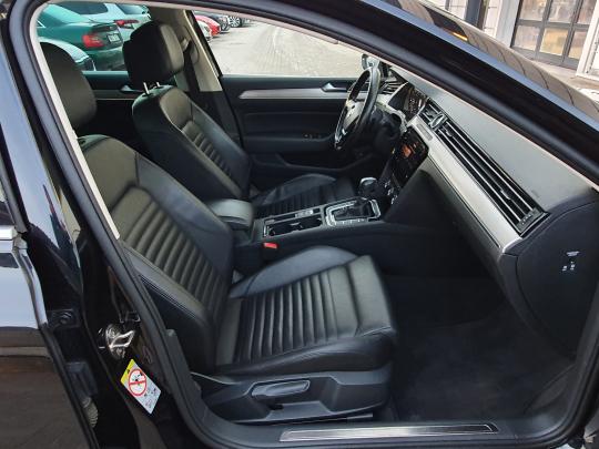 Volkswagen Passat (B8) Combi R-Line 4Motion